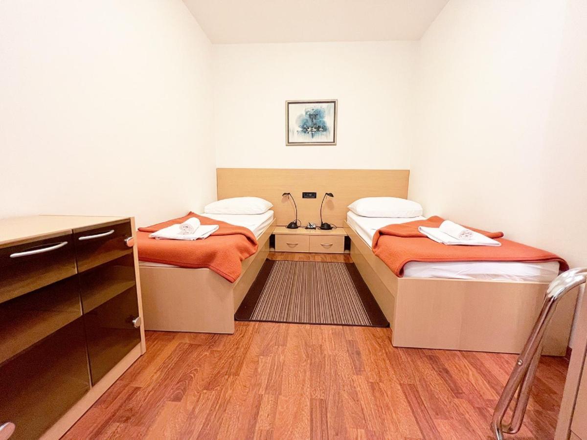 Rooms Studentsko Naselje Ivan Goran Kovacic Rijeka Ruang foto